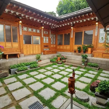 Hyosundang Hanok Guesthouse